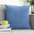 Housse de coussin en velours côtelé bleu pour canapé chambre bureau style minimaliste. - Bleu ciel