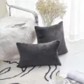 Dunkelgraues Plüsch Zierkissen und Lendenkissen Set für gemütliche moderne Wohnzimmer Dekoration. - Dunkelgrau