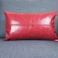Roter Kunstleder Kissenbezug mit Kreuznaht, luxuriöser PU Sofakissenbezug im modernen Stil. - 45x45cm (Ohne Kern) / Rot