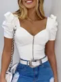 Top bianco con scollo quadrato, zip frontale e maniche a sbuffo, vestibilità slim. - Taglia S / Bianco