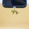 Golden leopard charm detail view, metal animal pendant for phone case dust plug accessory. - Gold Leopard / Suitable for Type-C Interface