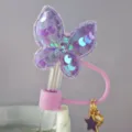 Copertura per cannuccia con farfalla di paillettes viola e ciondolo stella per 10mm. - Modello 5