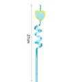 Dettaglio di paglia a spirale riutilizzabile in plastica blu con decoro a cuore. - Blu