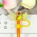 Cute cartoon winged bear straw cover cap, creative acrylic silicone dust-proof straw topper. - Picture 21