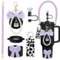 Detailed view of trendy cup accessories including pearl chain, bow keychain and straw topper. - Picture 22