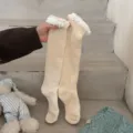 Beige thickened ribbed knit ruffle socks, sweet lace trim winter warm slouch socks. - One Size / Beige