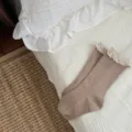 Chaussettes mi-hautes rétro en dentelle côtelée pour femmes, style vintage coton kaki. - Taille unique / Châtain