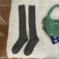 Retro dunkelgraue Zopfmuster lange Kniestrümpfe für Damen, dicke warme Wintersocken. - Einheitsgröße / Dunkelgrau