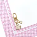 Porte-clés chat blanc nacré dessin animé mignon et accessoire pendentif sac design - Blanc
