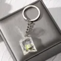 Simulation tropical fish resin water bag keychain detail display, clear marine pendant. - White Yellow Fish