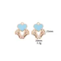Pendentif pieds de bébé émaillé doré accessoire bijoux DIY vue détaillée taille 25mm - Empreinte Cœur Bleue