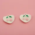 Gedetailleerd overzicht van DIY hart kers geëmailleerd legering bedels voor armbanden sleutelhangers. - 2# Roze Kers