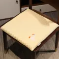 Confortable coussin de siège en mousse à mémoire avec jolie broderie de canard pour chaise. - Coussin de siège oie en tissu à pois glacés