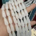 Primer plano de cuentas de jade de imitación de cristal de lágrima blanca 10*20mm - Estilo Jade Blanco / 10*20mm (Aprox. 20 Cuentas/Tira) / Blanco