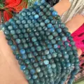 Primer plano de cuentas redondas de ágata azul facetada para hacer joyas. - Aprox. 62 Cuentas/Tira / 6mm / Apatita Azul