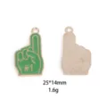 Vue détaillée du pendentif en alliage émaillé en forme de doigt mousse #1 pour la bijouterie. - Breloque Signe de Main Numéro 1