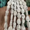 Perline di pietra howlite bianca naturale in forme irregolari per la creazione di gioielli - 11*16mm (Circa 12 Pezzi) / Turchese Bianco Naturale