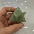 Handgehouden groene natuursteen Merkaba ster kristal ornament voor decoratie en healing - 40mm / Groene Aventurijn