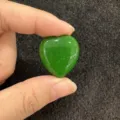 Pierre d'agate naturelle en forme de cœur vert pour la fabrication de bijoux DIY - Jade Malais / 10mm