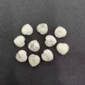 Ensemble de cabochons en pierre naturelle howlite blanche en cœur pour accessoires bijoux DIY - Turquoise Blanche Naturelle / 10mm