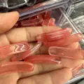 Rosa Naturkristall gebogene Brückenperle für DIY handgefertigte Armband Schmuckkomponente - Wassermelonenrot