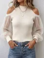 Vue détail haut en tricot côtelé pour femmes avec épaules dénudées et manches en tulle transparent. - S / Blanc