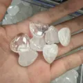 Pierres en forme de cœur en quartz cristal 20mm pour décoration et guérison - Pierre en Vrac 20mm*6mm / Cristal blanc