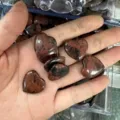 Pierres naturelles d'obsidienne acajou en forme de cœur de 20 mm polies à la main pour décor. - Pierre en Vrac 20mm*6mm / Obsidienne rouge et noire