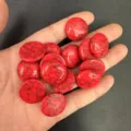 Cabochon rotondi in pietra rossa con venature nere per creazione gioielli fai da te e anelli - 20*6mm / Turchese Rosso a Venature Rosse
