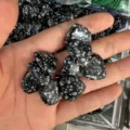 Ornement en pierre naturelle d'obsidienne flocon de neige en forme de cœur, 20mm - Pierre en Vrac 20mm*6mm / Flocon de neige