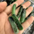 Natürliche 36x10mm grüne Steinperlen für die Herstellung von DIY-Schmuck und Bastelarbeiten - Nephrit-Jade