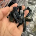 Natürliche dunkelgrüne Jade-Steinbrückenperlen 36x10mm für DIY-Schmuckherstellung - Indischer Moosachat