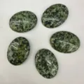 Cabochon en pierre naturelle mouchetée verte 30x40mm en forme d'œuf pour création bijoux - Ovale 30*40mm / Turquoise Africaine Traitée