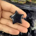 Handgefertigter blauer Goldstein-Sternanhänger für DIY-Schmuck und Bastelarbeiten - Pentagramm / 1 Stück (ca. 30*8mm) / Blau Sandstein