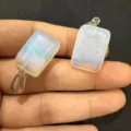 Elegante colgante rectangular de piedra opalita sintética con asa plateada para hacer joyas - 10 Piezas/Paquete / Ópalo