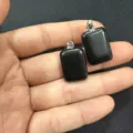 Colgante rectangular de piedra negra natural con enganche plateado para collar DIY artesanal - 10 Piezas / Ágata negra