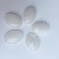Cabochon en pierre ovale blanche translucide naturelle pour la création de bijoux - 6*8mm / Lot de 10 / Cristal blanc