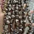 Irregular tooth-shaped baroque imitation pearl beads in metallic bronze finish - Approx 20mm (Approx 20 Beads per Strand) / Brown