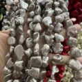 Perles en coquillage baroques irrégulières avec finition argentée pour bijoux DIY - Env. 20 mm (env. 20 perles par fil) / Champagne Argent
