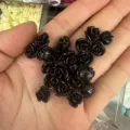 Handmade black shell powder rose flower beads with horizontal holes for DIY jewelry making - 50 Pieces/Pack (10mm) / Black