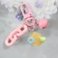 Portachiavi rosa con ciondolo esagonale e catena colorata, accessorio elegante per borse. - Modello 5