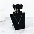 Zwarte fluwelen sieraden display standaard buste voor kettingen oorbellen sieradenhouder - Grote Mannequin / Zwart