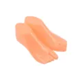 Paire de modèles de pieds en plastique pour vitrine de chaussures, sandales et chaussettes. - Taille Enfants / Chair
