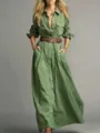 Vista detallada de vestido camisero verde liso de manga larga con cinturón de cuero. - S / Vestidos / Sin Cinturón / Verde Oscuro