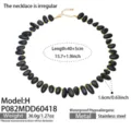 Nahaufnahme der unregelmäßigen schwarzen Edelstein-Perlenkette mit goldenen Abstandsgliedern. - 40+5cm / P082-H Naturstein Kette