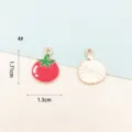 Schattige geëmailleerde tomaat bedel hanger voor DIY sieraden maken armband sleutelhanger. - 4# Tomaat