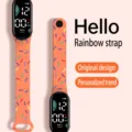 Braccialetto sportivo elettronico colorato, smartwatch fitness alla moda per l'uso quotidiano. - Arancione