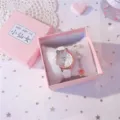Grazioso set regalo rosa con orologio al quarzo da donna e braccialetto stella per ragazze. - Orologio Singolo Cinturino Bianco