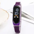 Montre numérique LED violette avec bracelet milanais magnétique et écran arc-en-ciel stylé. - Violet