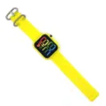 Orologio elettronico LED giallo brillante con cinturino in silicone flessibile e display. - Giallo